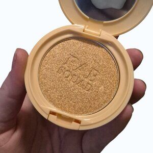 Sunrise Soft Golden Glow Highlighter